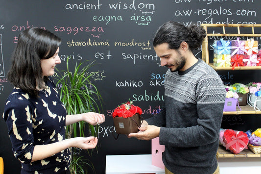 Seifenblumenstrauß - Rote Rosen und Nelken