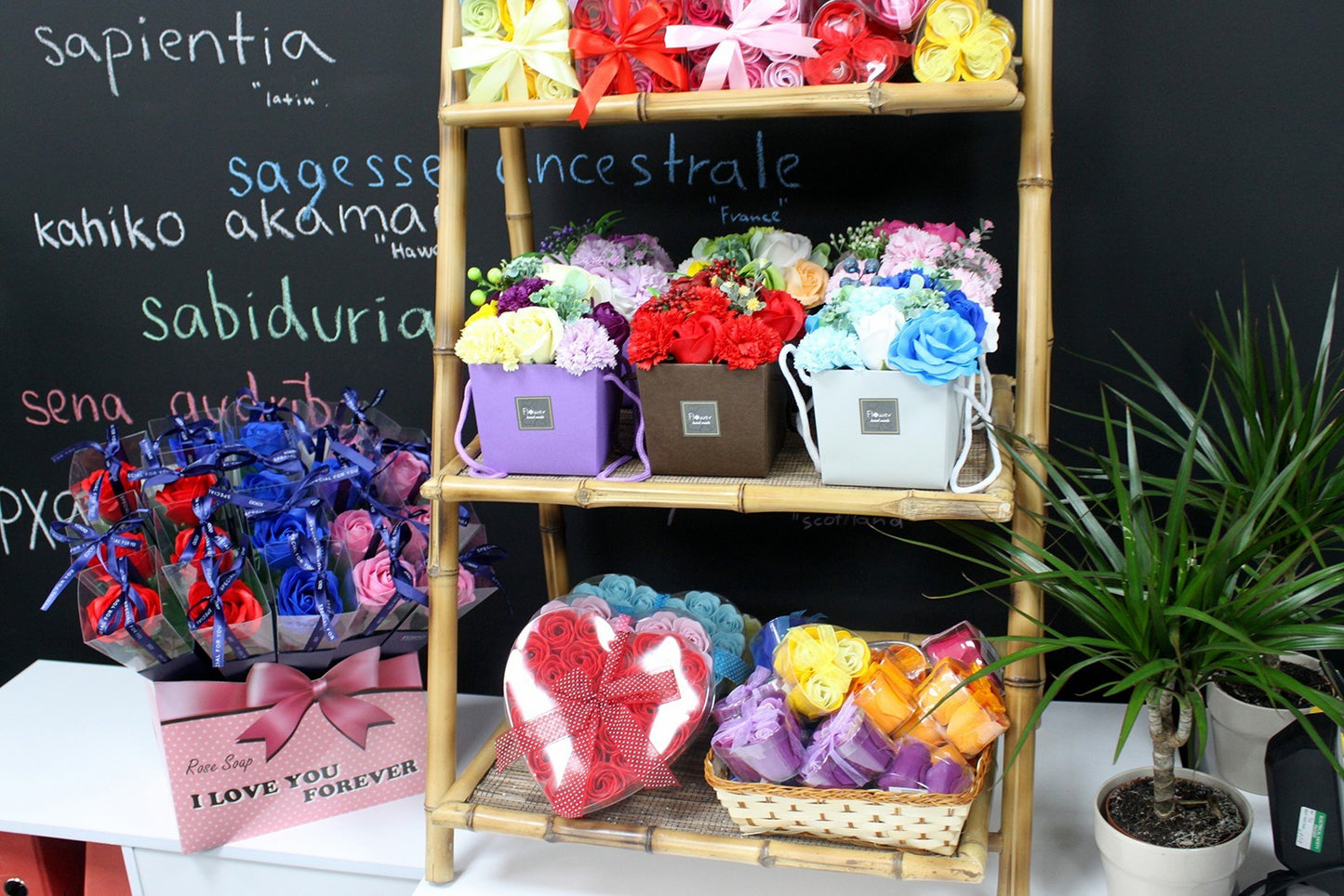 3er Set Seifenblumen Herzbox - Blaue Rosen