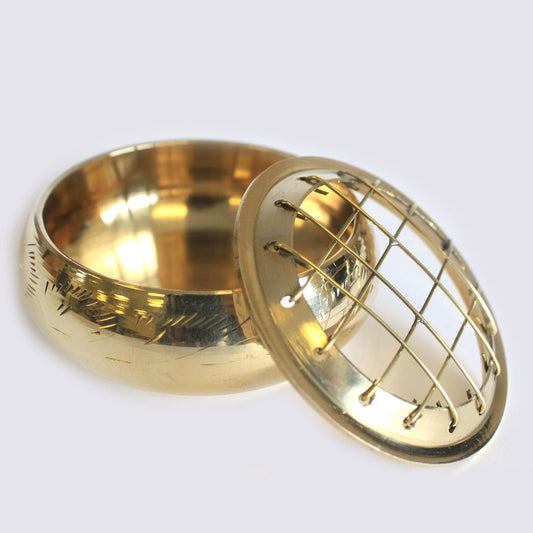 Räuchergefäß aus Holzkohle