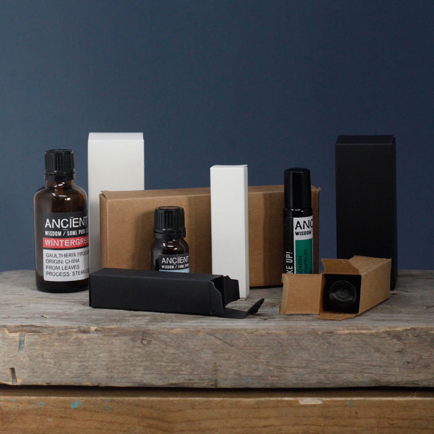 Coffret pour 6 flacons d'huiles essentielles de 10 ml - Marron