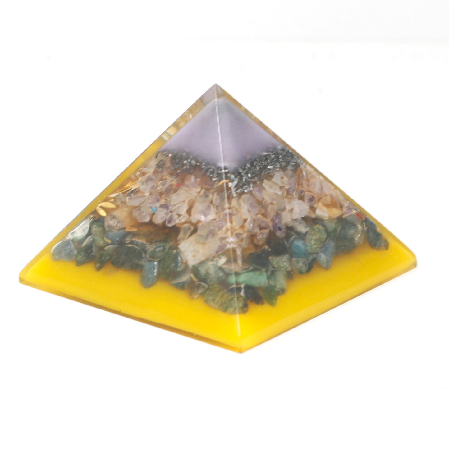 Grande pyramide d'orgonite 70 mm - Gemmes chakra 70 cm - Arbre (base dorée)