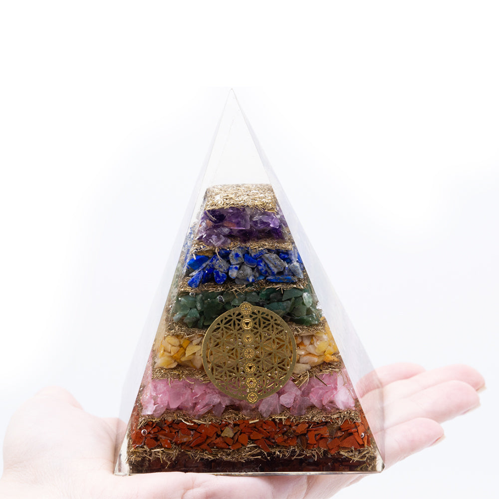 Orgonit-Pyramide Lrg 70mm - Chakra-Edelsteine - Blume des Lebens der sieben Chakren - 70 mm