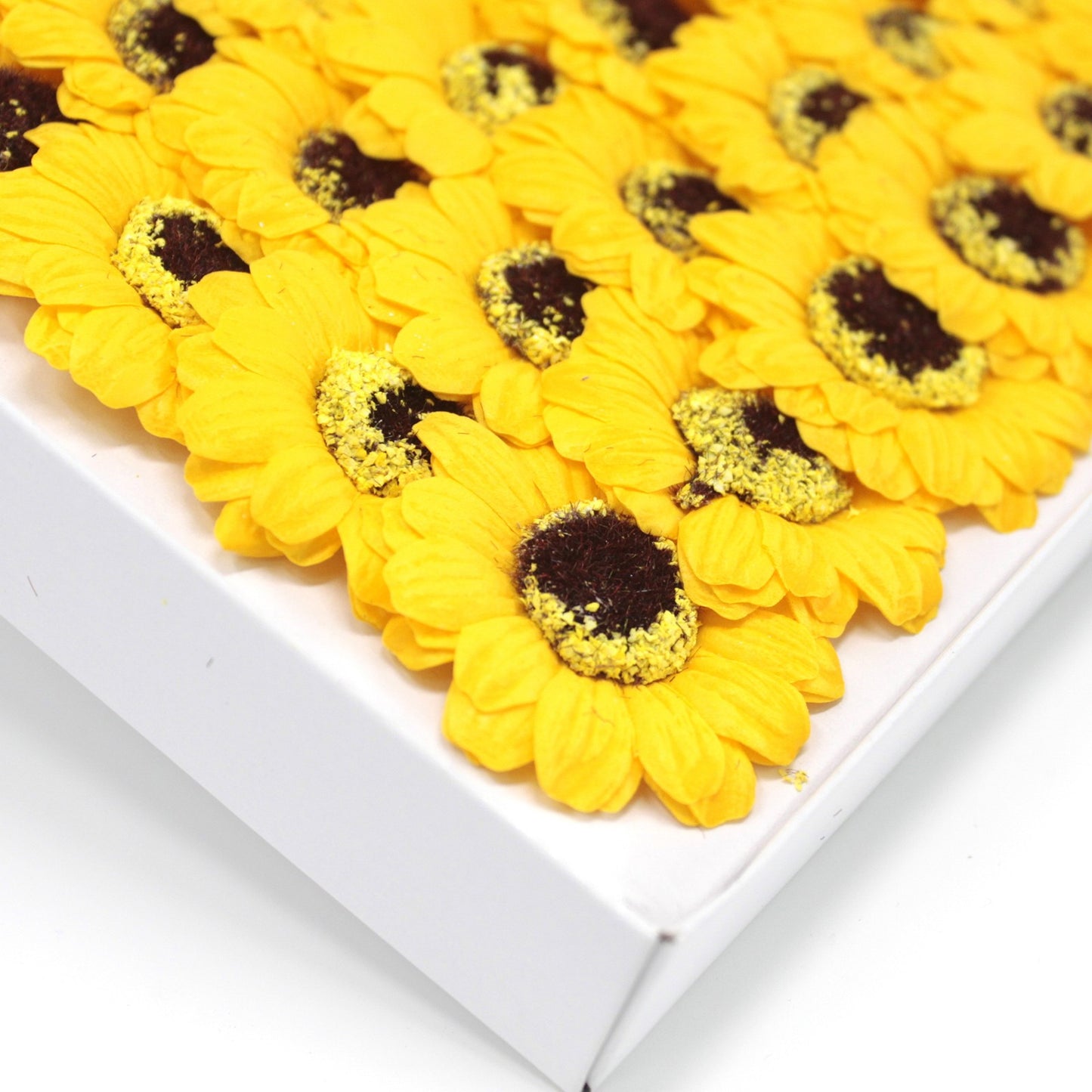 Décoration artisanale de fleurs de tournesol de taille moyenne - jaune