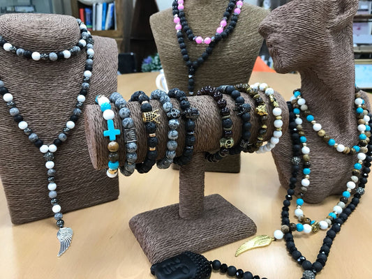 Kristallkrone / Schwarzer Achat - Edelsteinarmband