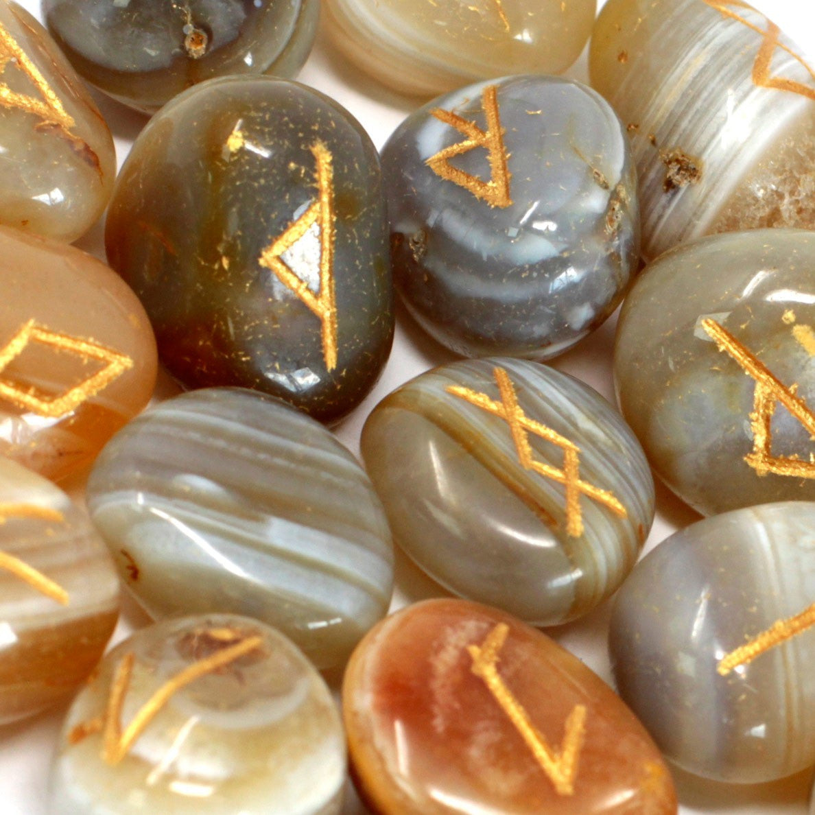 Ensemble de runes indiennes en sachets - Agate rubanée