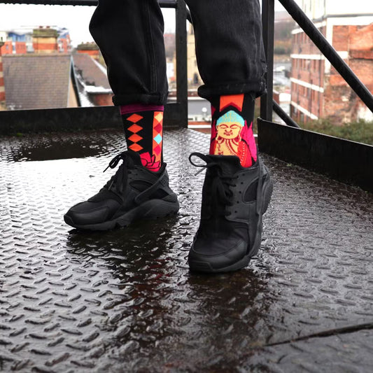 Hop Hare Socken (Größen 41-46) - Rosa Buddha und Lotus -