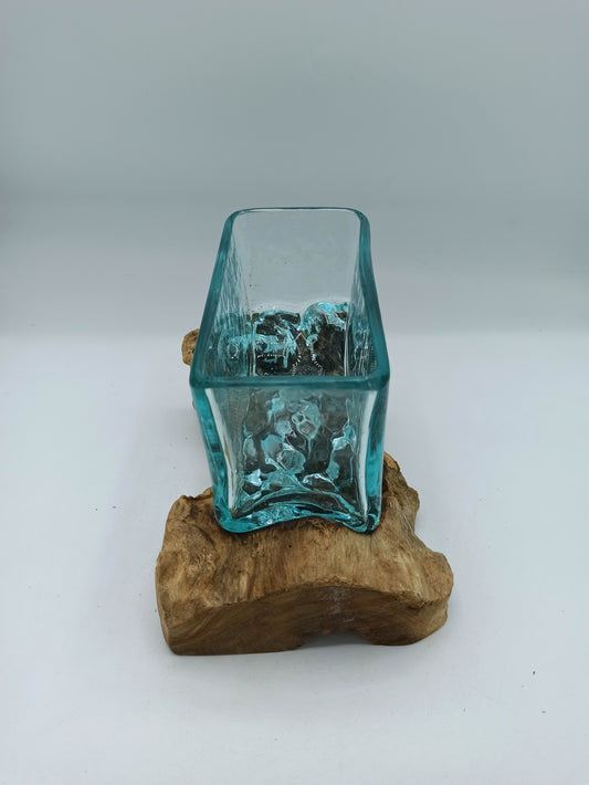 Geschmolzener Glasbehälter auf Holz mit Ständer - Mittlere Schale