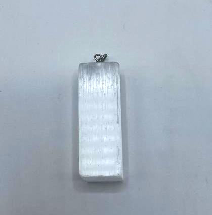 Natürlicher Selenit-Anhänger