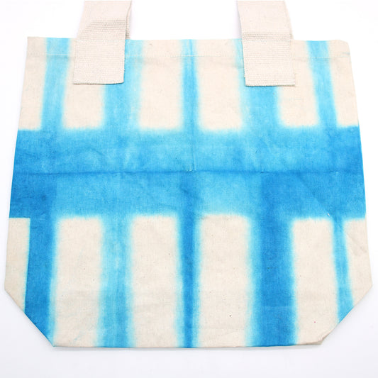 Naturbaumwolltasche mit „Tie Dye“-Design (220 g) – 38 x 42 x 12 cm – Hellblaue Rechtecke – Naturgriff