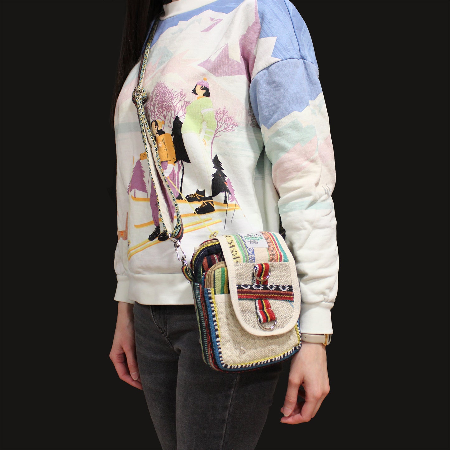 Body-Cross-Reisetasche aus natürlichem Hanf und Jhari