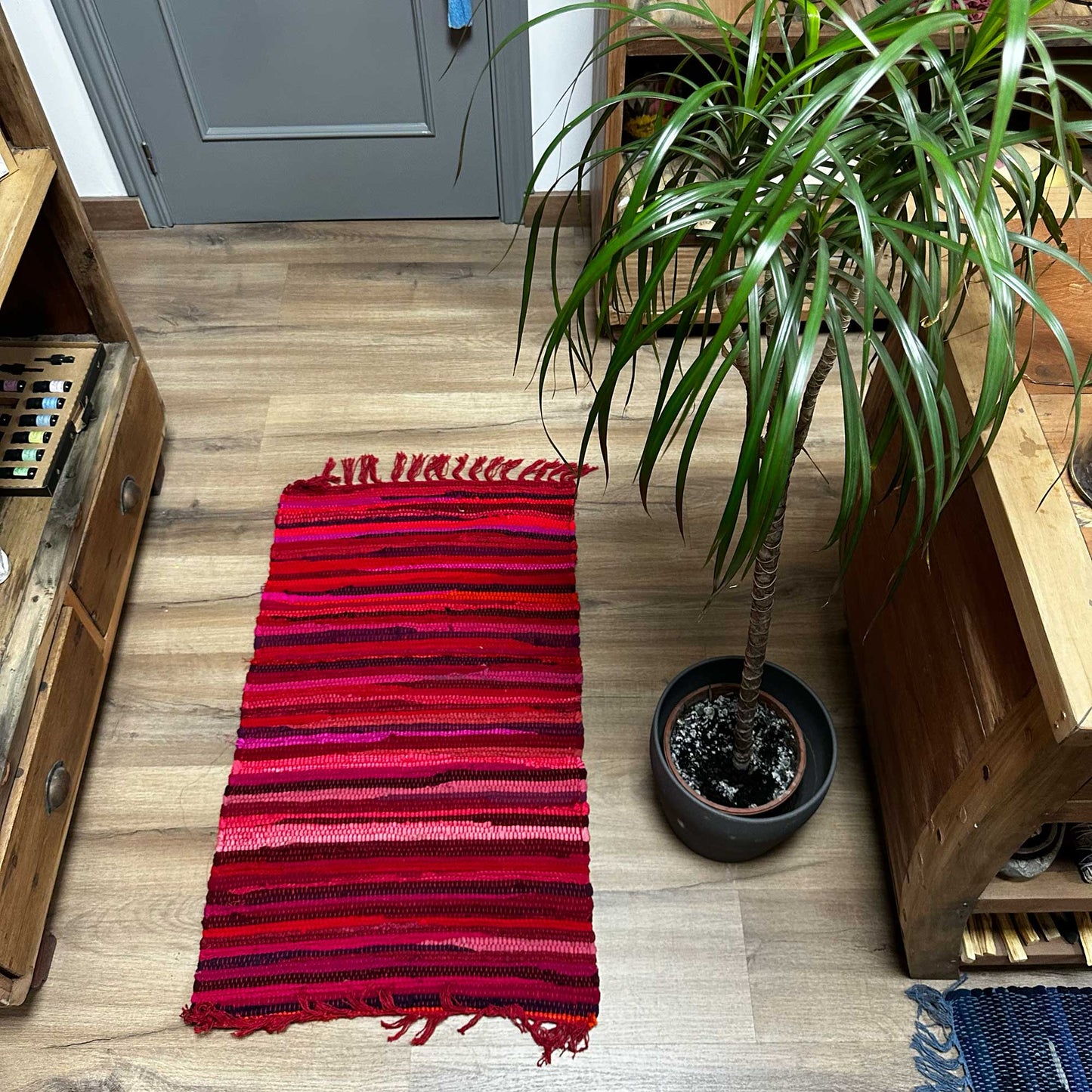 Kleiner Flickenteppich – 50 x 90 cm – Premium-Qualität – Schockierende Pinktöne