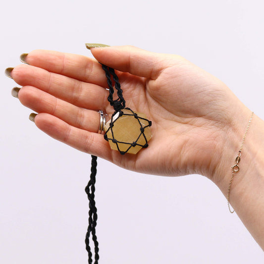 Pendentif hexagonal en pierres précieuses entrelacées - Quartz jaune