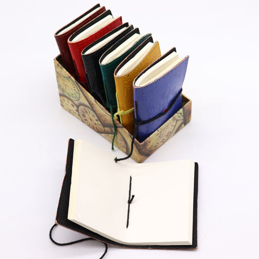 7 x verschiedene Notizbücher mit Charkra-Edelsteinen (Display-Pack)