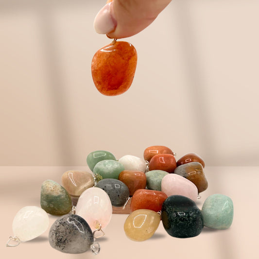 20 x 20 pendentifs mixtes en cristal argenté et pierre sculptée