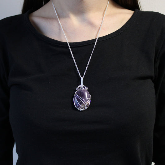 Spiralförmig gewickelte Edelsteinkette - Amethyst