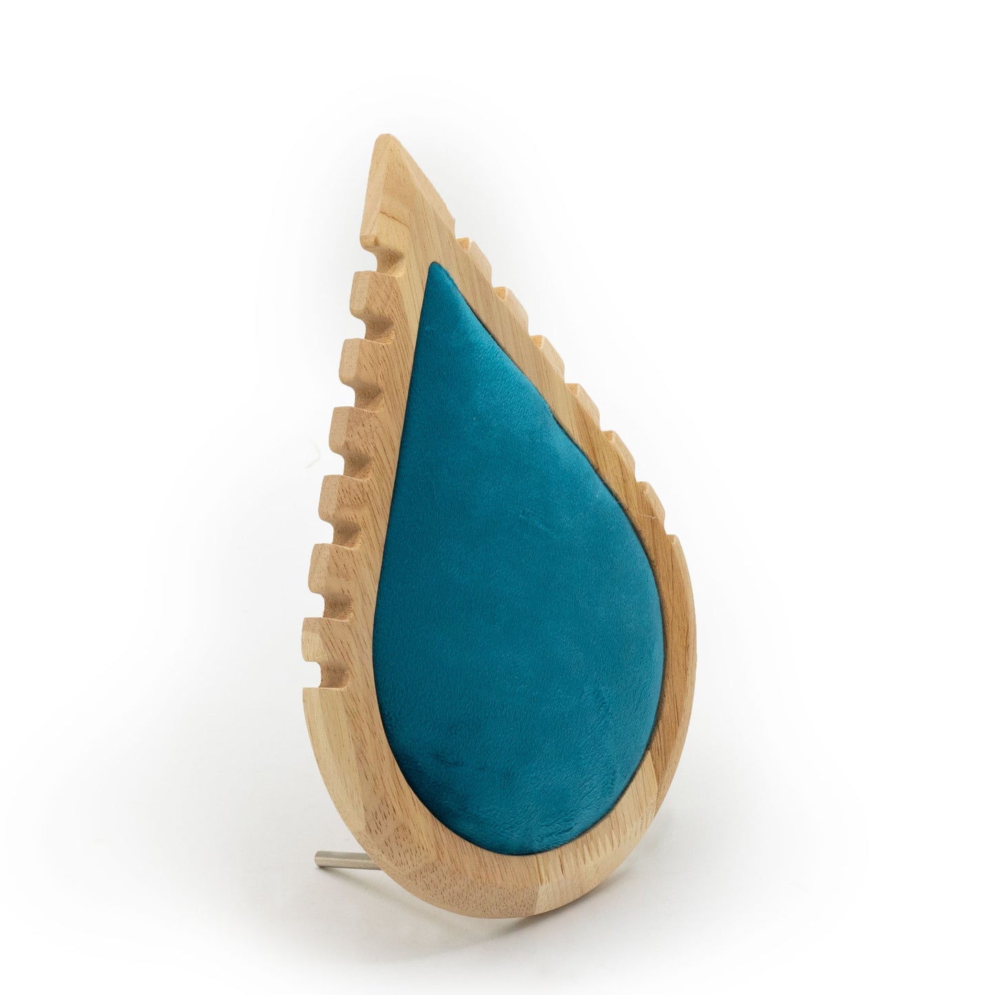 Kleines Halskettendisplay in Tropfenform, 19 x 13 cm