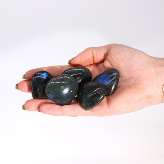 Pierres de labradorite de Madagascar - Cœur (environ 17-31 g 30-40 mm)