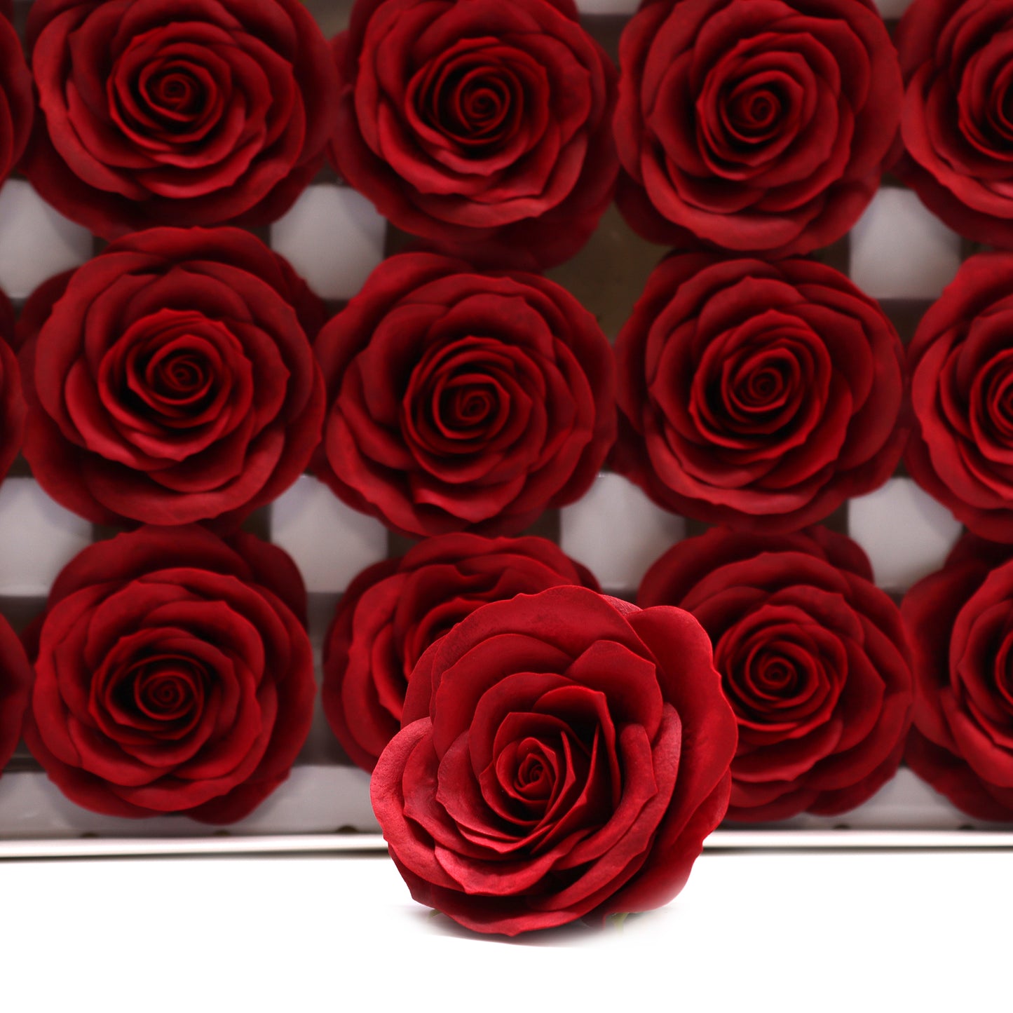 Handgemachte Seifenblume - Große Vintage Rose - Scharlachrot