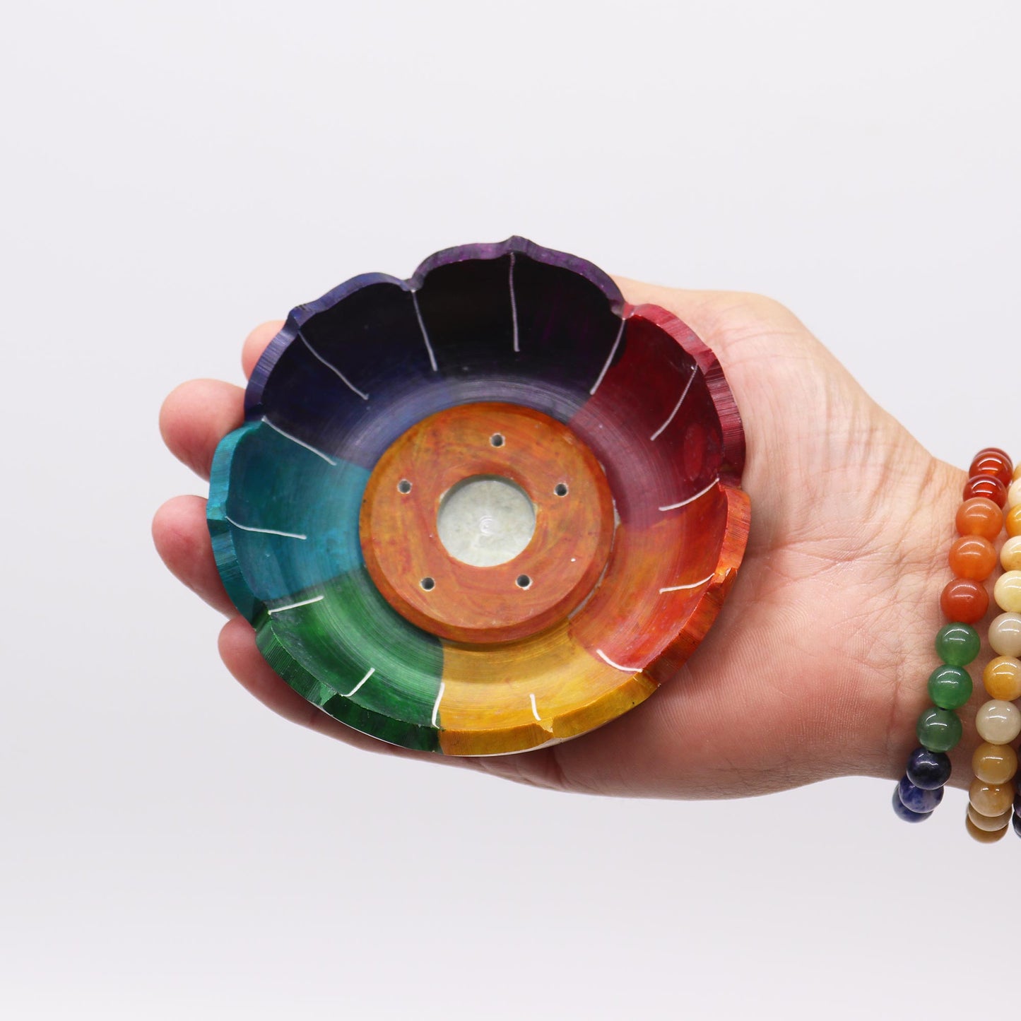 Räucherstäbchenhalter aus Speckstein mit Lotusblüte, 10 x 3 cm – Chakra-Farben