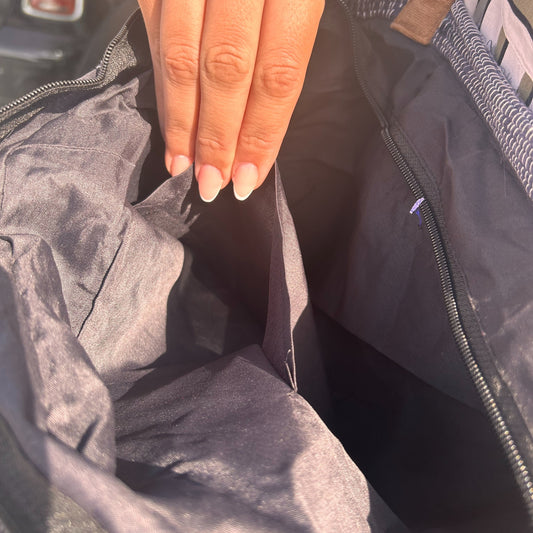 Große recycelte Teppichtasche - Lavendeltöne