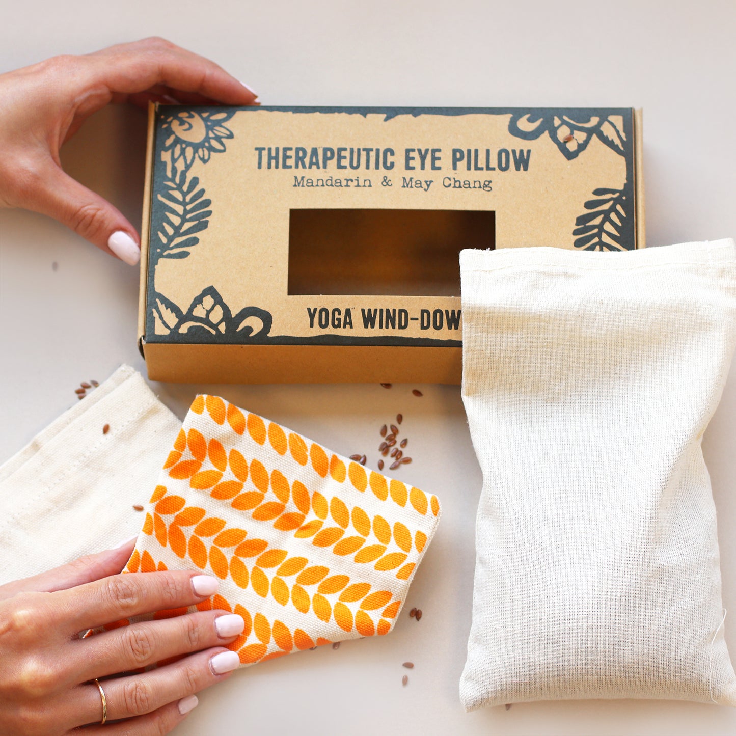 3 x Coussins yeux Agnès et Chat - Relaxation Yoga