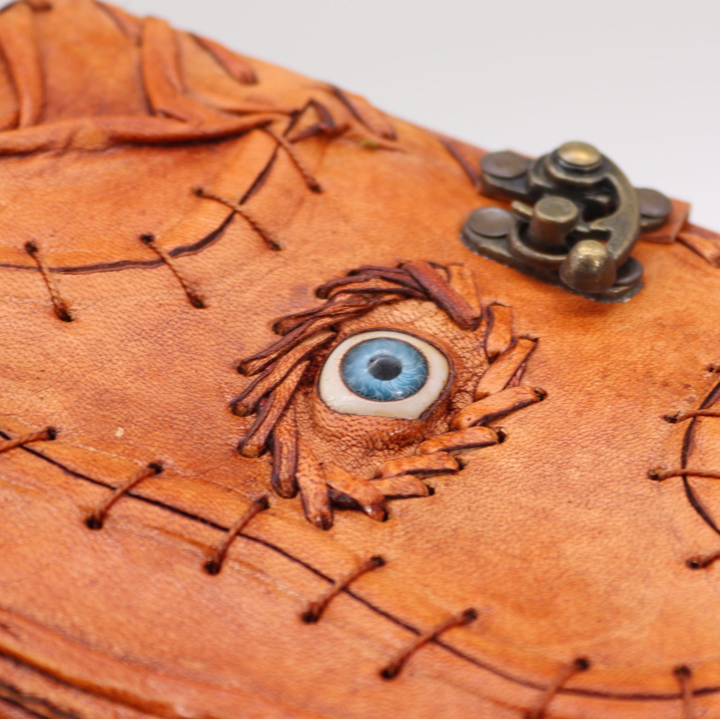 Evil Eye Notizbuch aus feinem antikem Papier