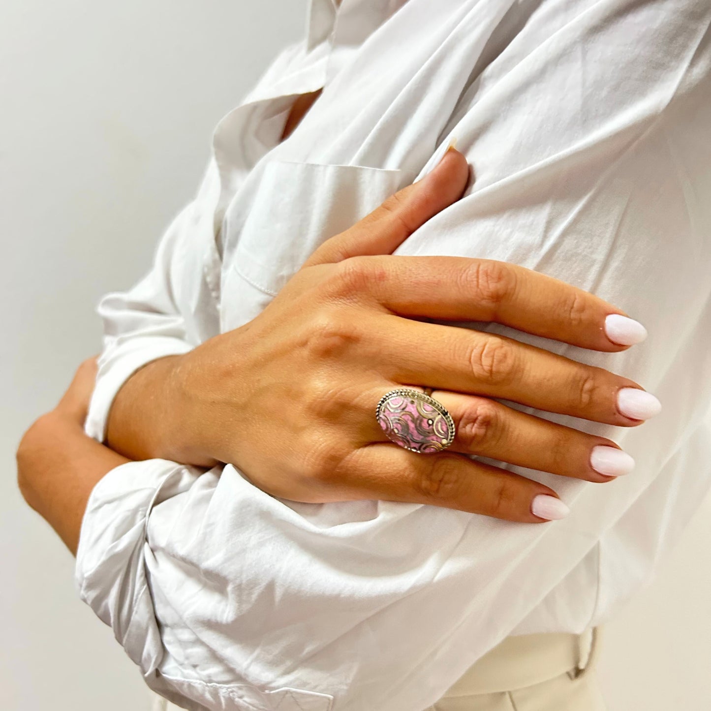 4 x ovale Ringe im nepalesischen Stil (4 Farben)