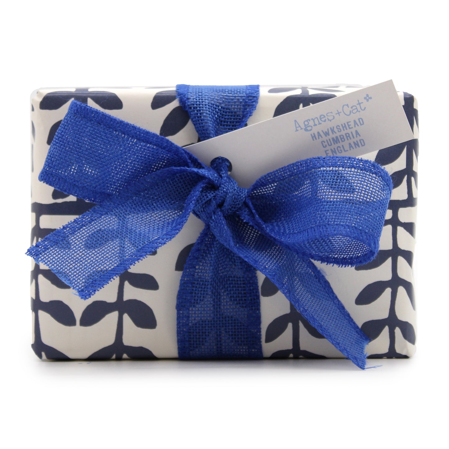 Coffret cadeau : bombes de bain au sel de mer et à la mousse et bougie Blue Dolly + Parma Violet