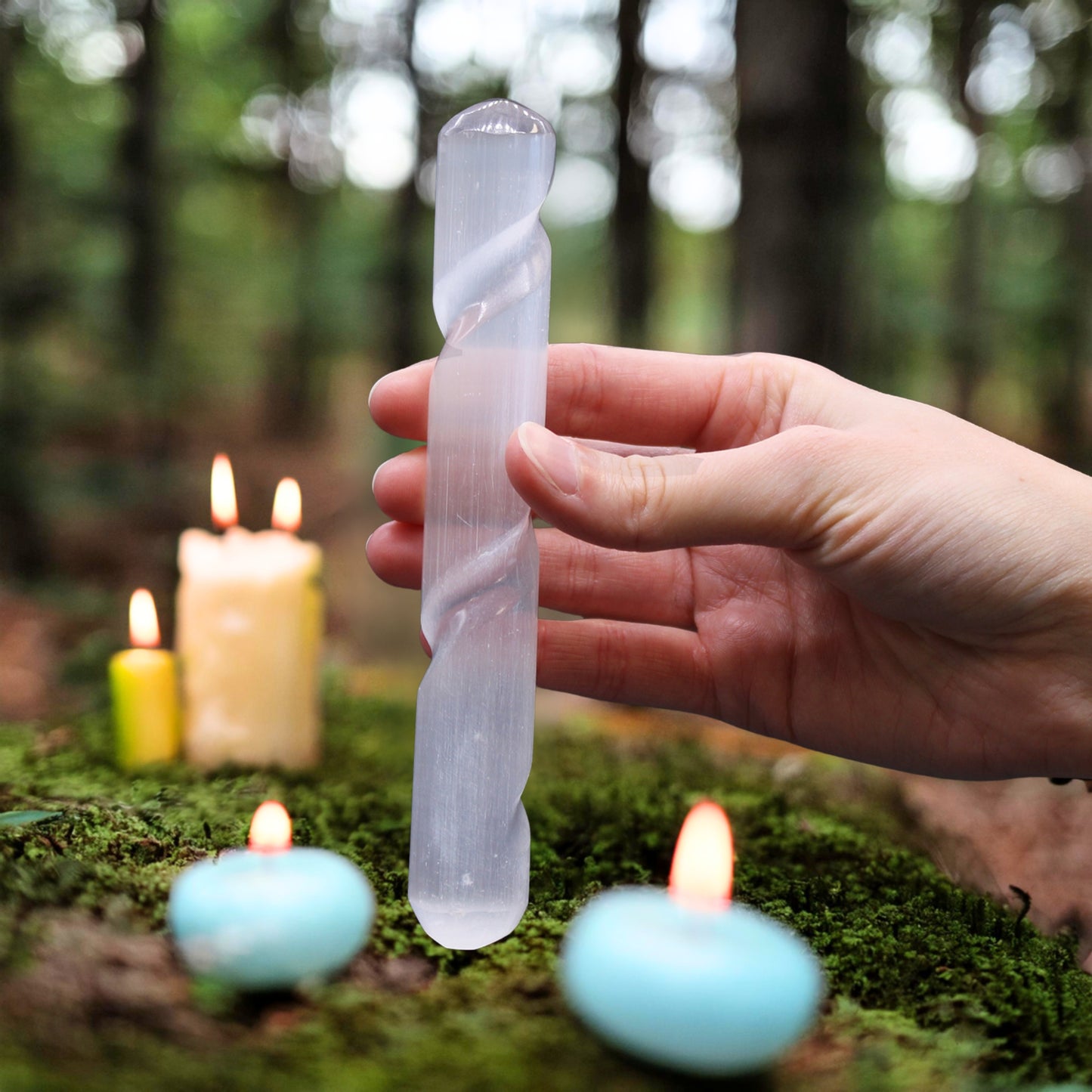 Spiralstab aus Selenit – 16 cm (beide Enden abgerundet)