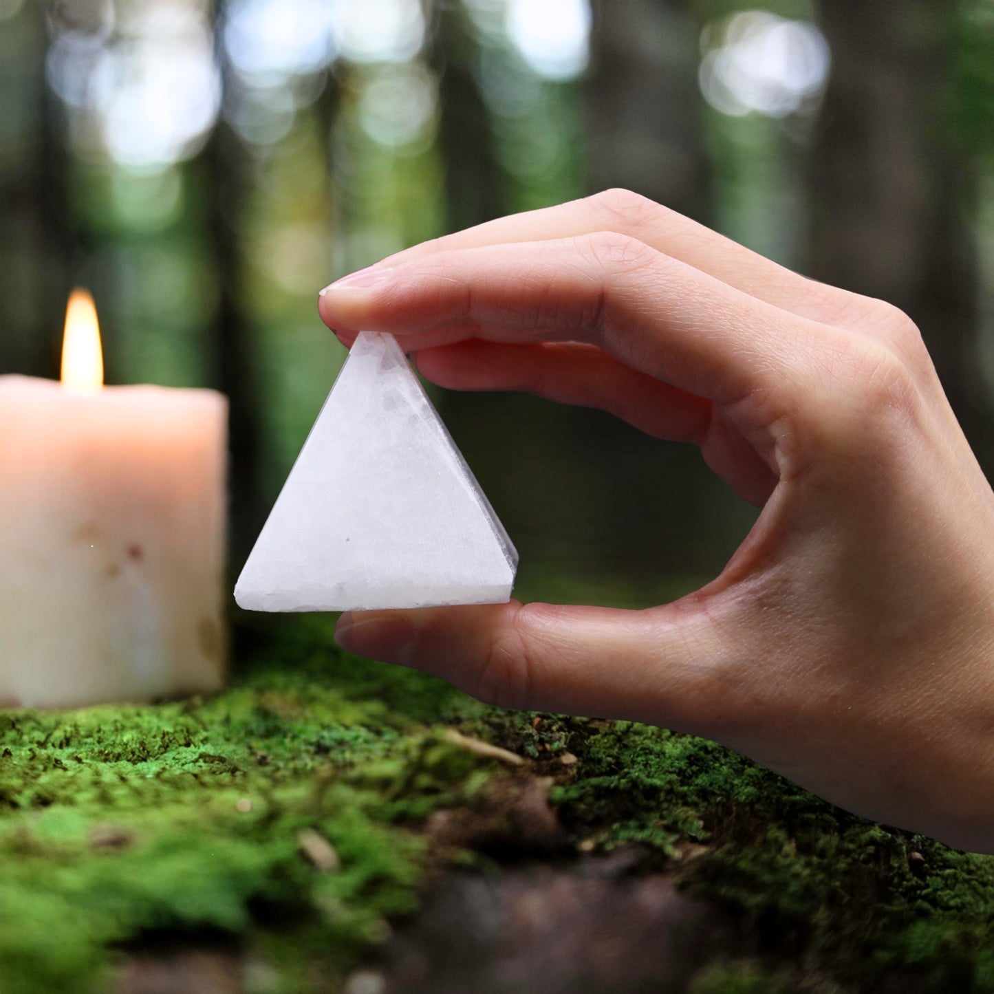 Selenitpyramide - 5 cm