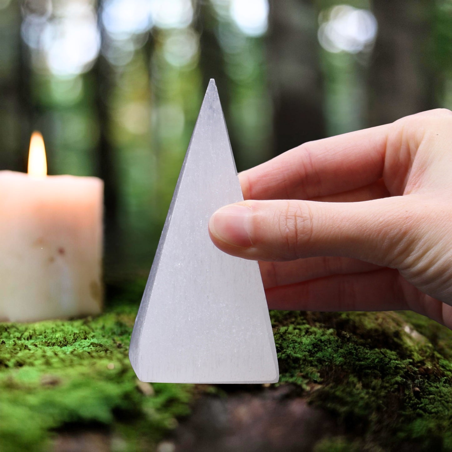 Selenitpyramide - 10 cm