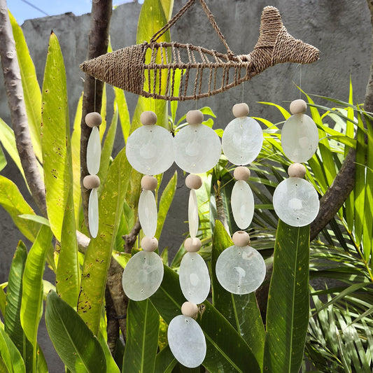 Fisch am Seil und natürlicher Tropfen