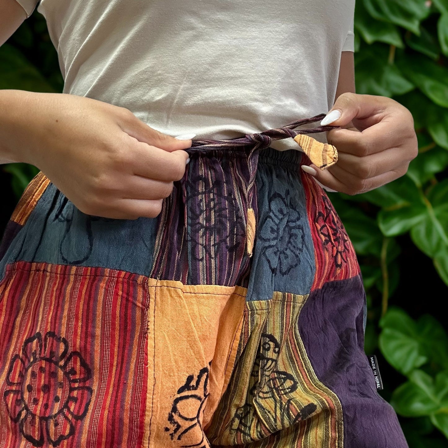 Nomaden-Sari – Pilzhose – Blockdruck-Designs – Orangetöne (105 x 127 cm) S/M