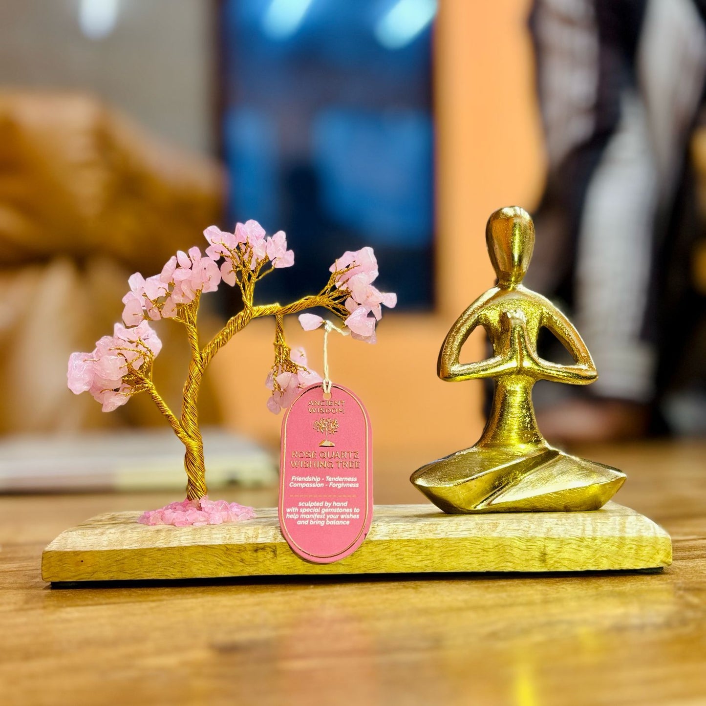 Jardín de Gemas Yoga Namaste - Árbol Inclinada de Cuarzo Rosa - 100 Chips