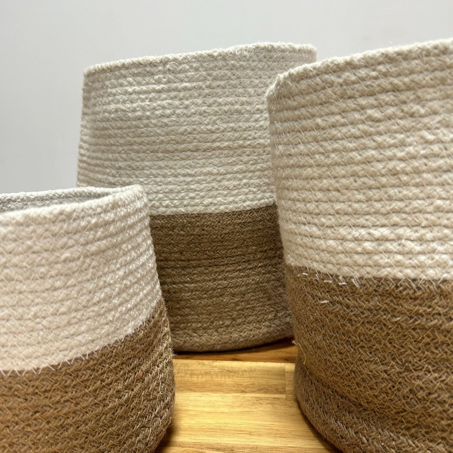 Grand panier en coton et jute 25x25cm Blanc