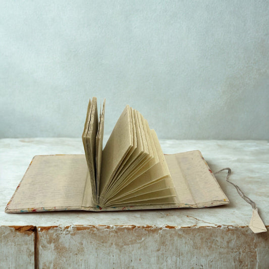 Cuaderno Mediano Lokt - Bugambilia - 45 hojas