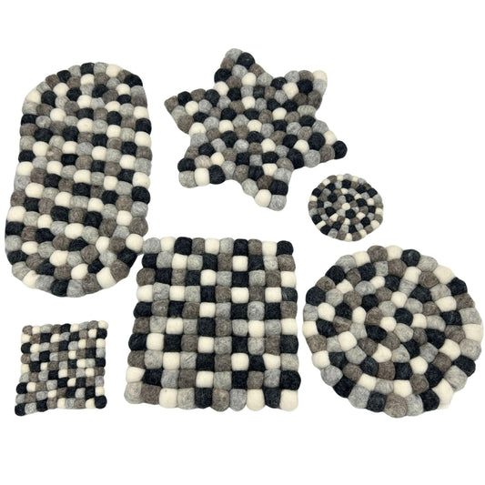 Ovale Filzkugel-Tischset-Matte – 38 x 18 cm, mehrfarbiges Grau