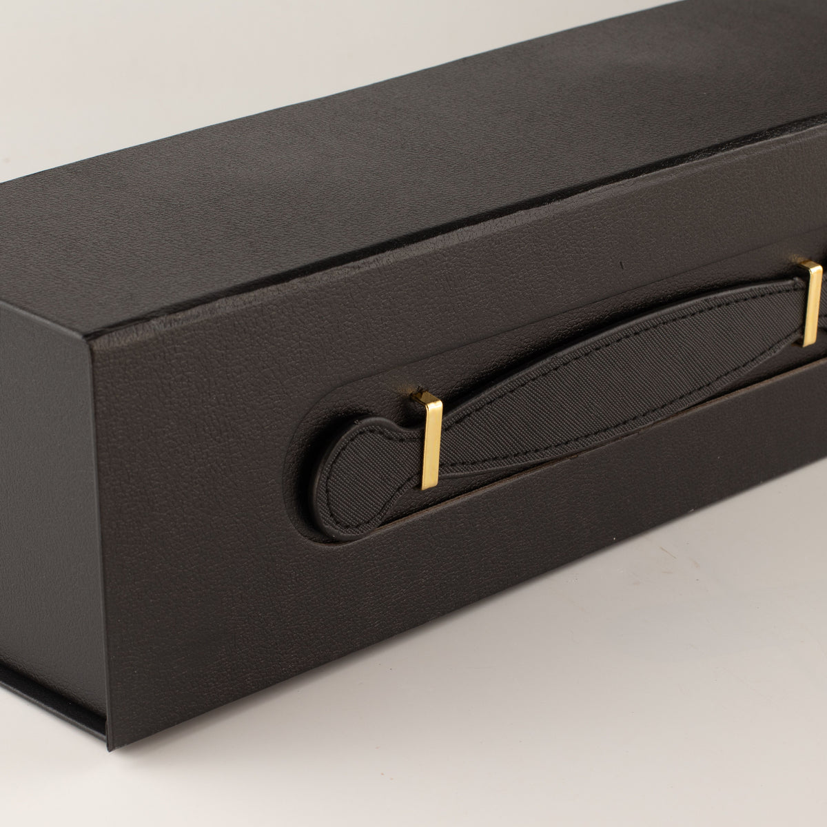 Caja de regalo plegable - Con forma de caja de vino (33.5x10x10.5cm) - Negro