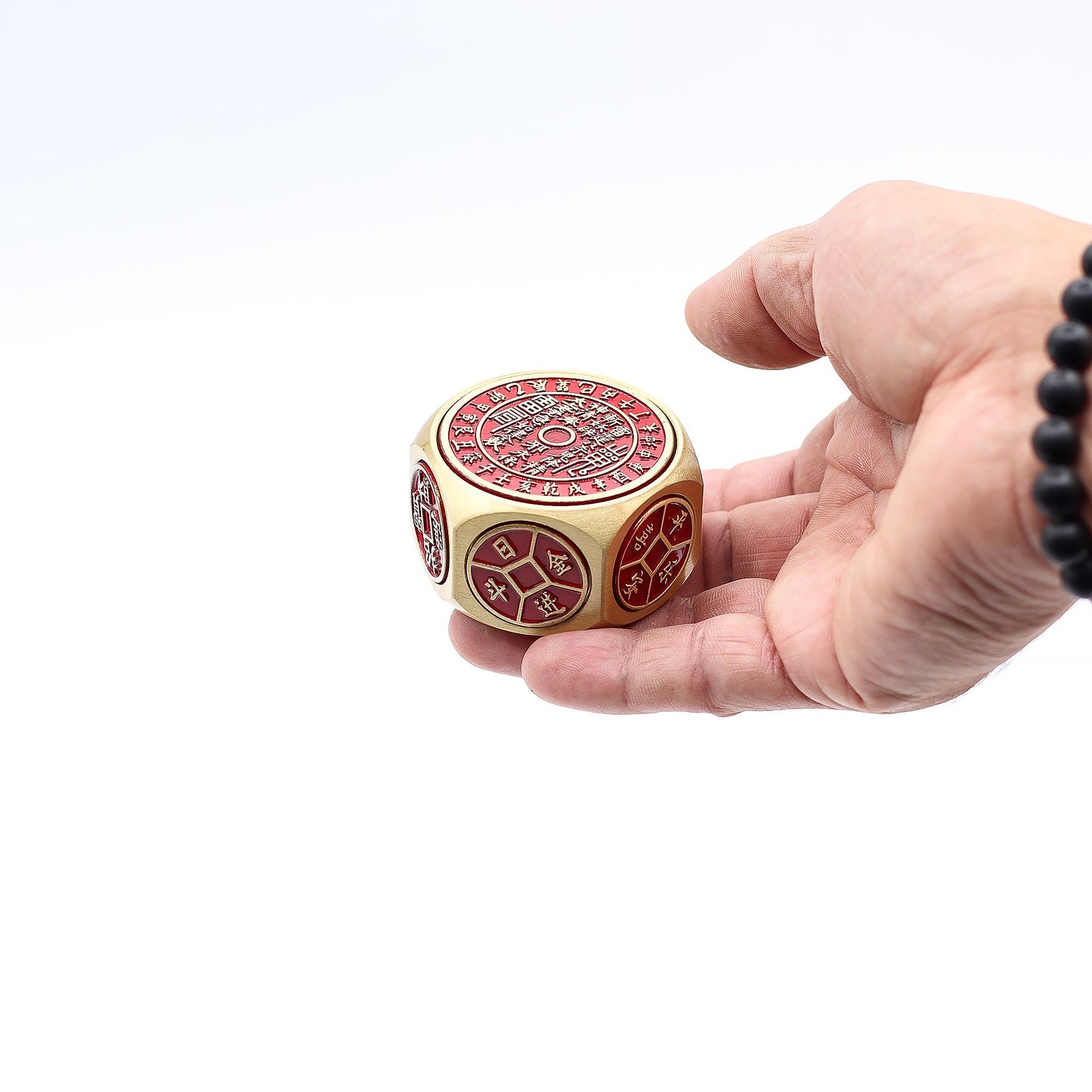Feng Shui Fortune – Roter Kalender und Münzwürfel – Glückverheißende Datumsauswahl