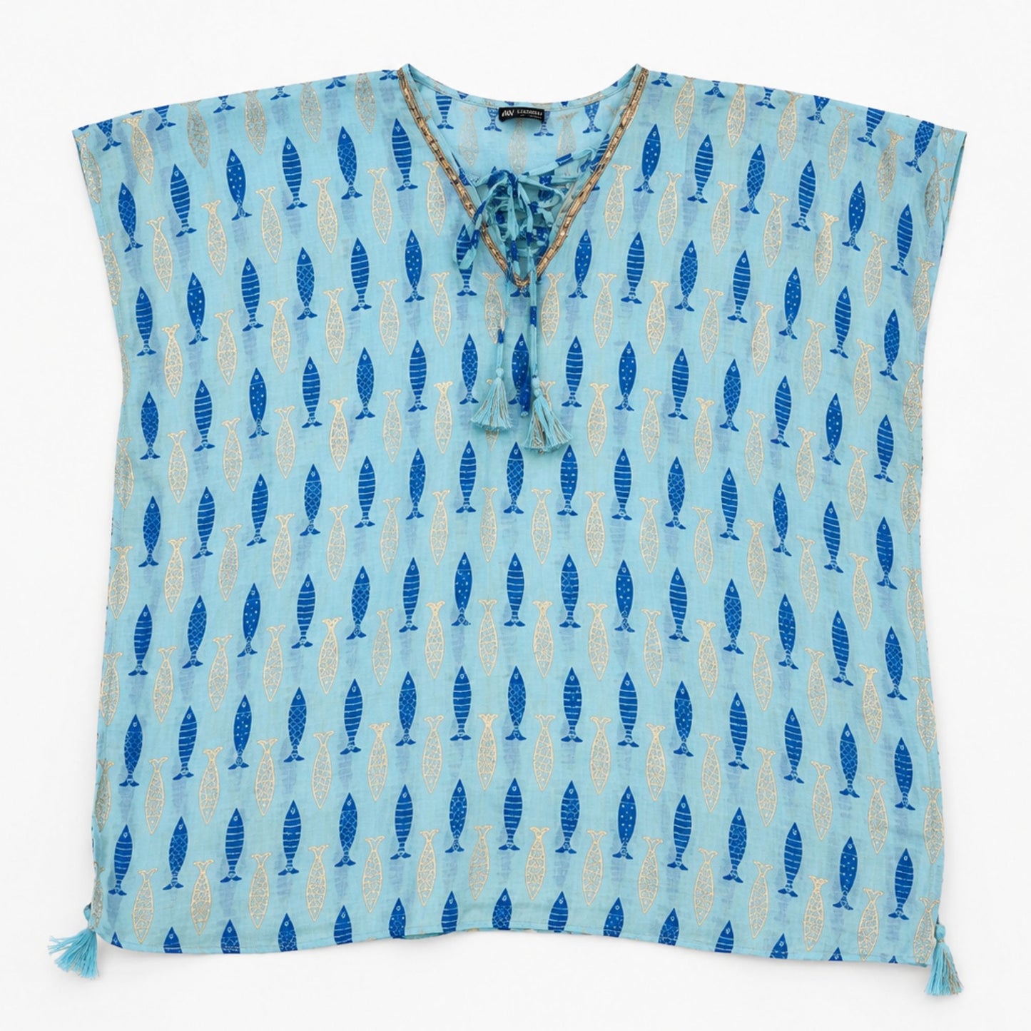 Nomad Sari En la colección On the Med - Kaftán - Turquesa y Azul Estampado de Peces Audaz