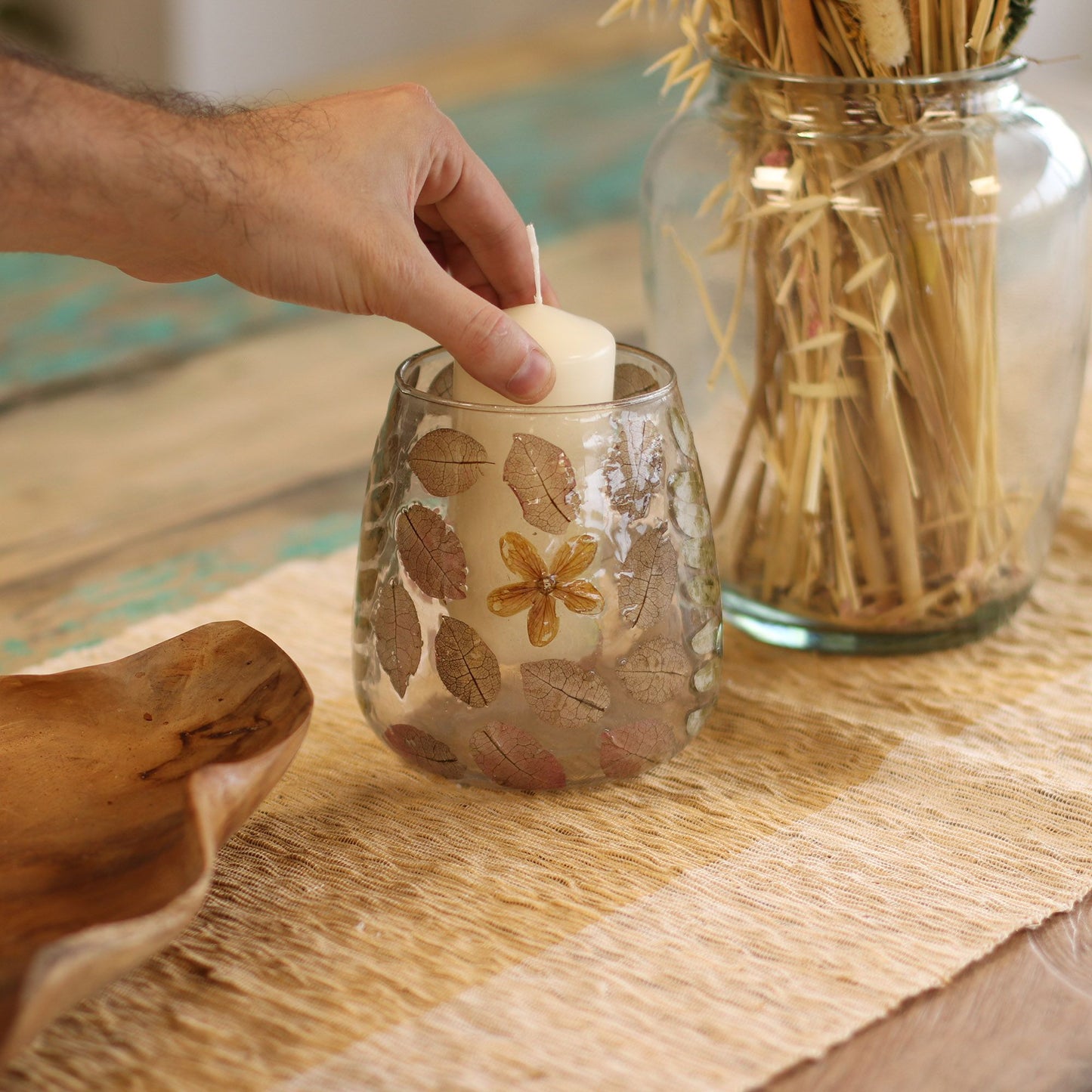 Natürlicher Kerzenhalter aus Glas mit Blumenmuster – Vase – Frühling (12 x 11 cm)
