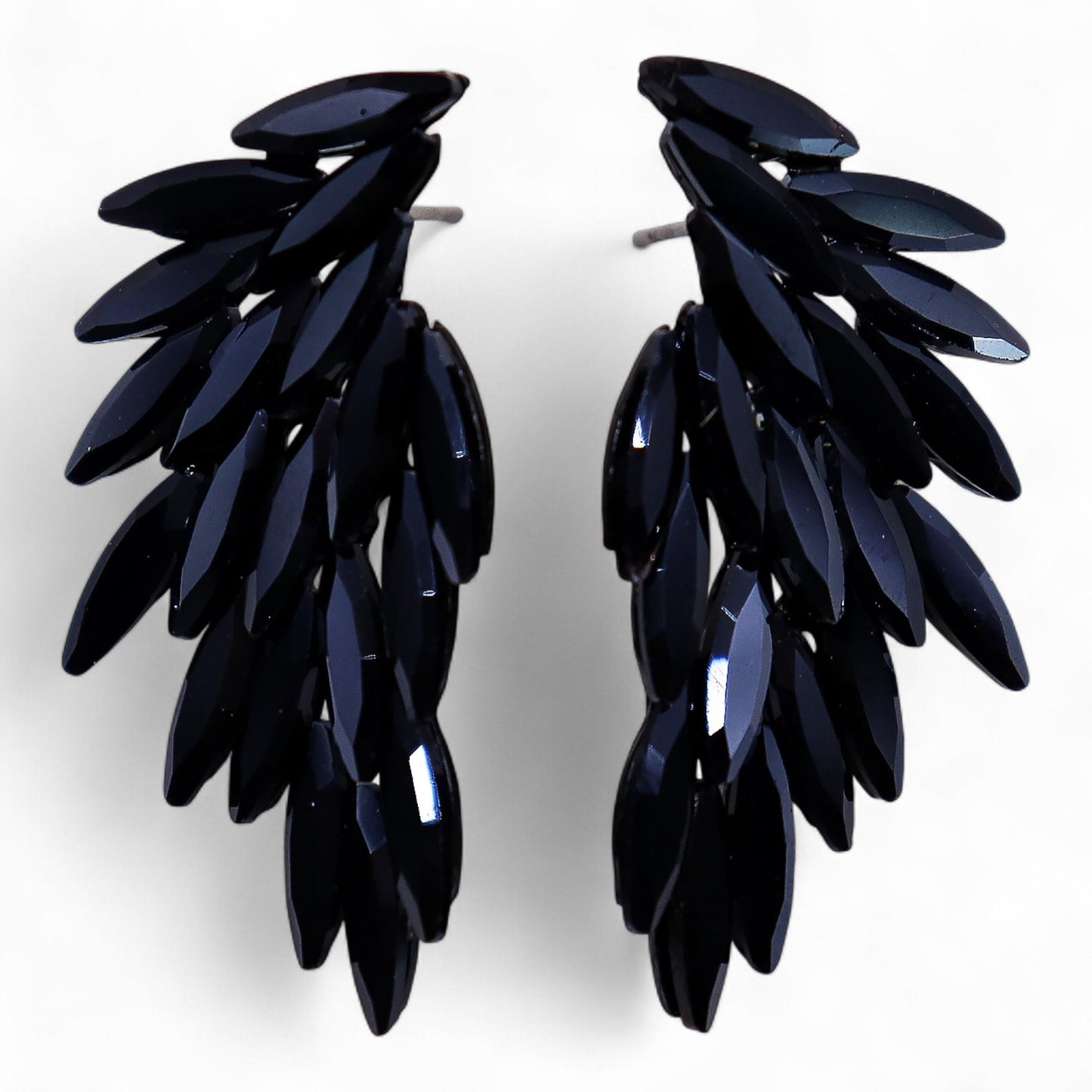 Negro azabache - vidrio vintage - alas de ángel - pendientes