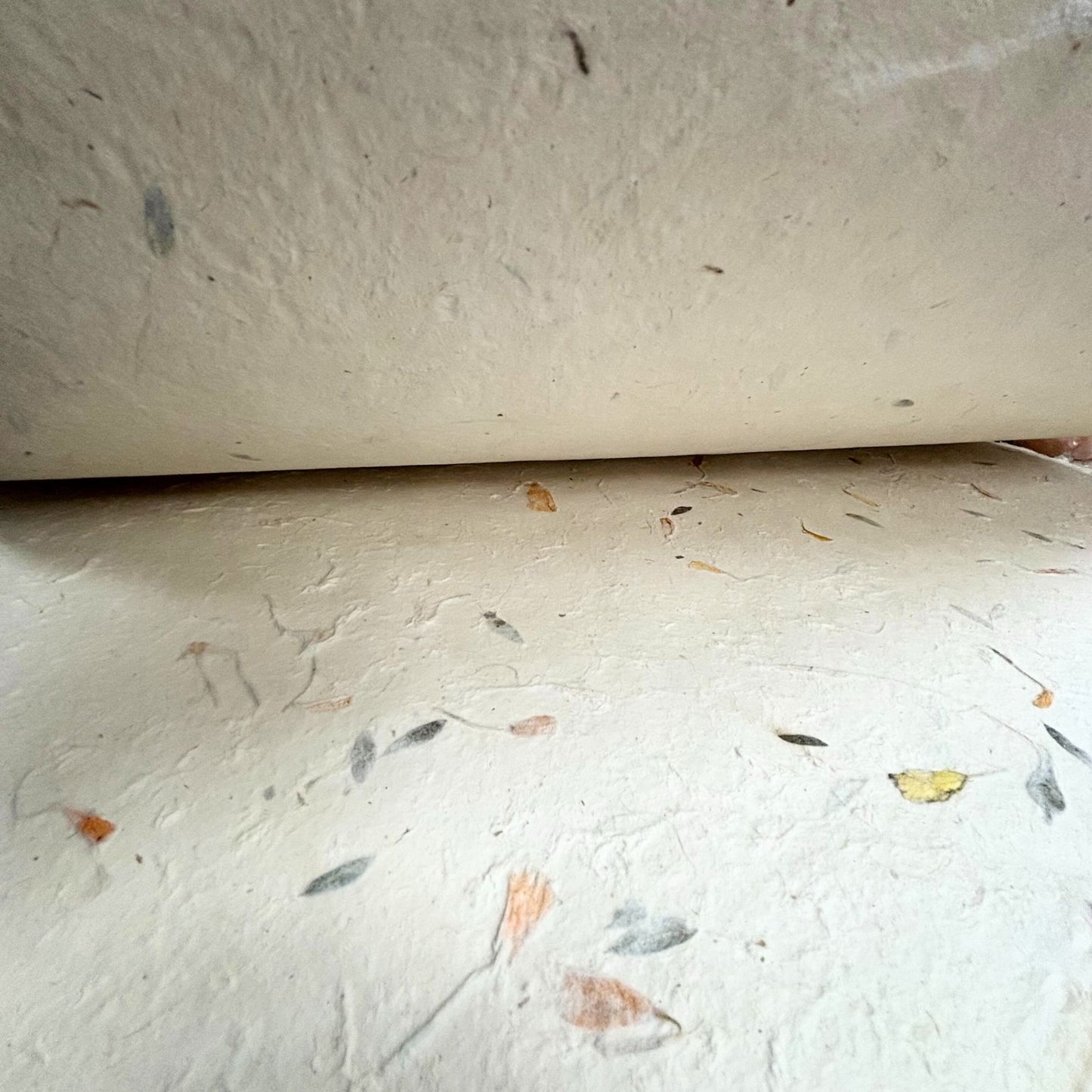 Papier cadeau fait main Lokta - Mélange floral