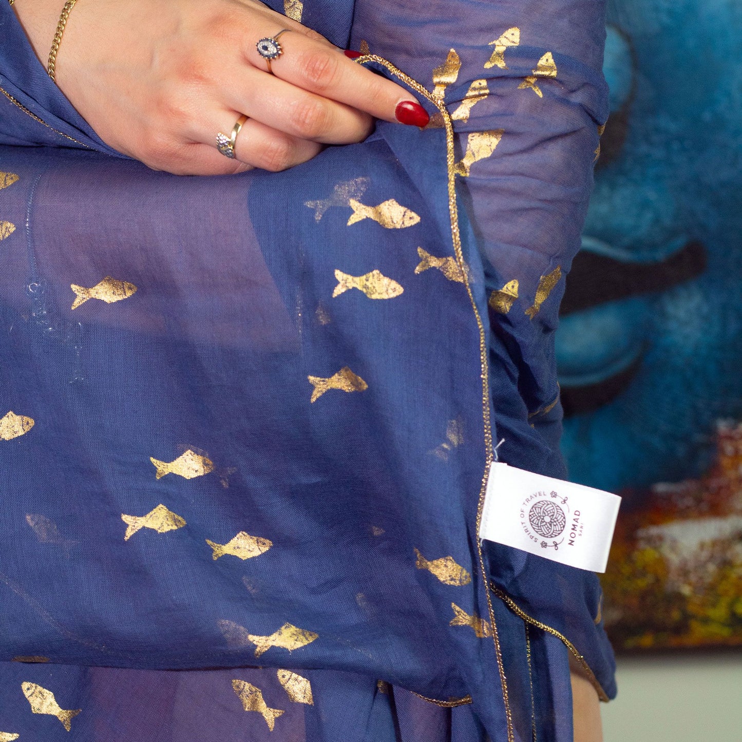 Collection Sari Nomad Méditerranéen - Sarong - Motif Poisson Bleu Marine et Or