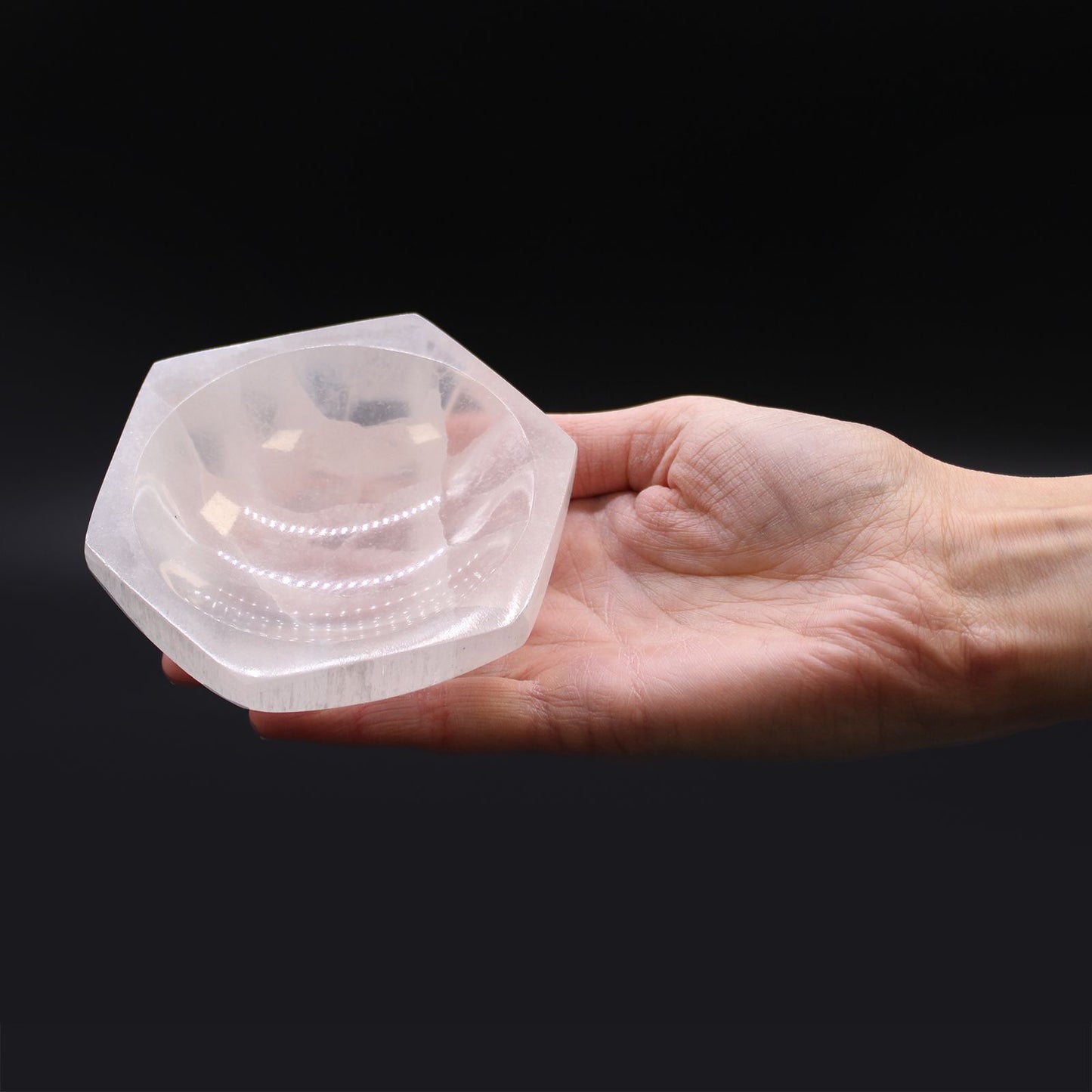 Cuenco hexagonal de selenita - 10cm