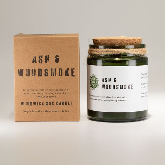 Greenman Woodwick Sojakerze – Asche und Holzrauch