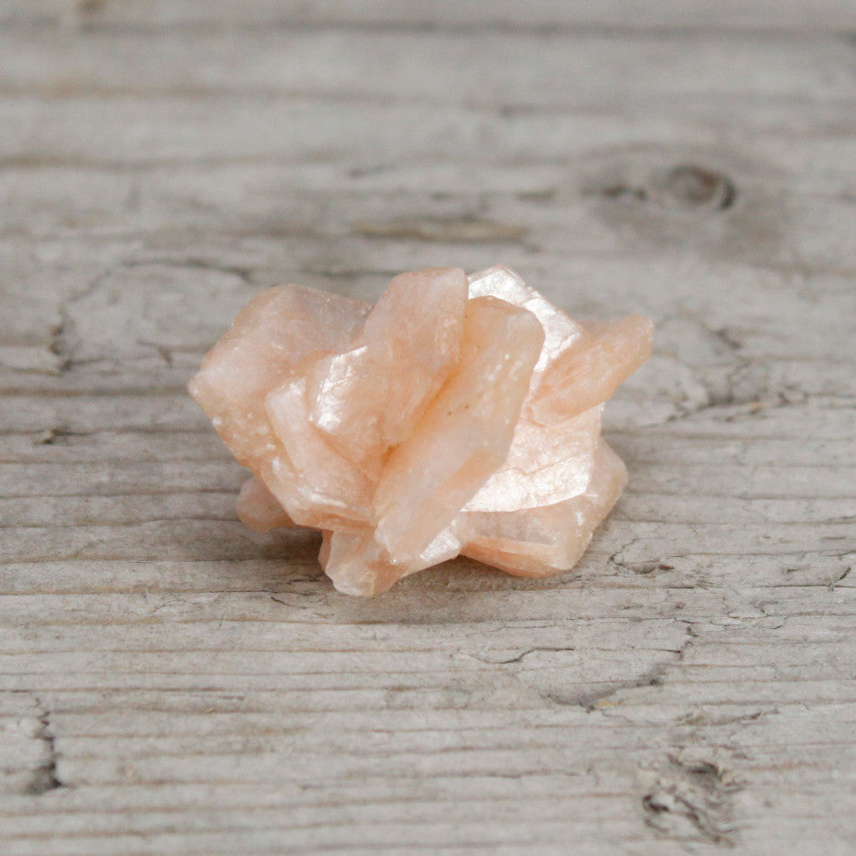 Combinaison de stilbite et d'apophyllite 20-30 mm