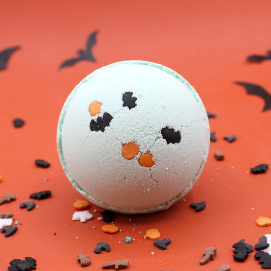 Kokosnuss- und Limetten-Halloween-Badebombe