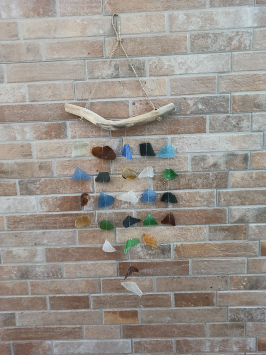 Windspiel aus recyceltem Glas – fünf Saiten – mehrfarbig