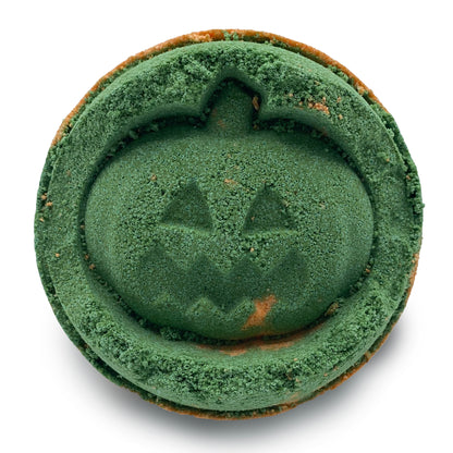 Bomba de baño de hinojo y naranja para Halloween